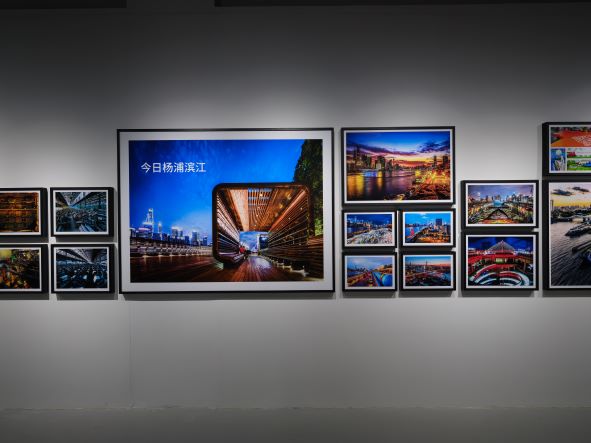 1303幅作品汇聚黄浦江畔，以光影记录时代巨变5.jpg